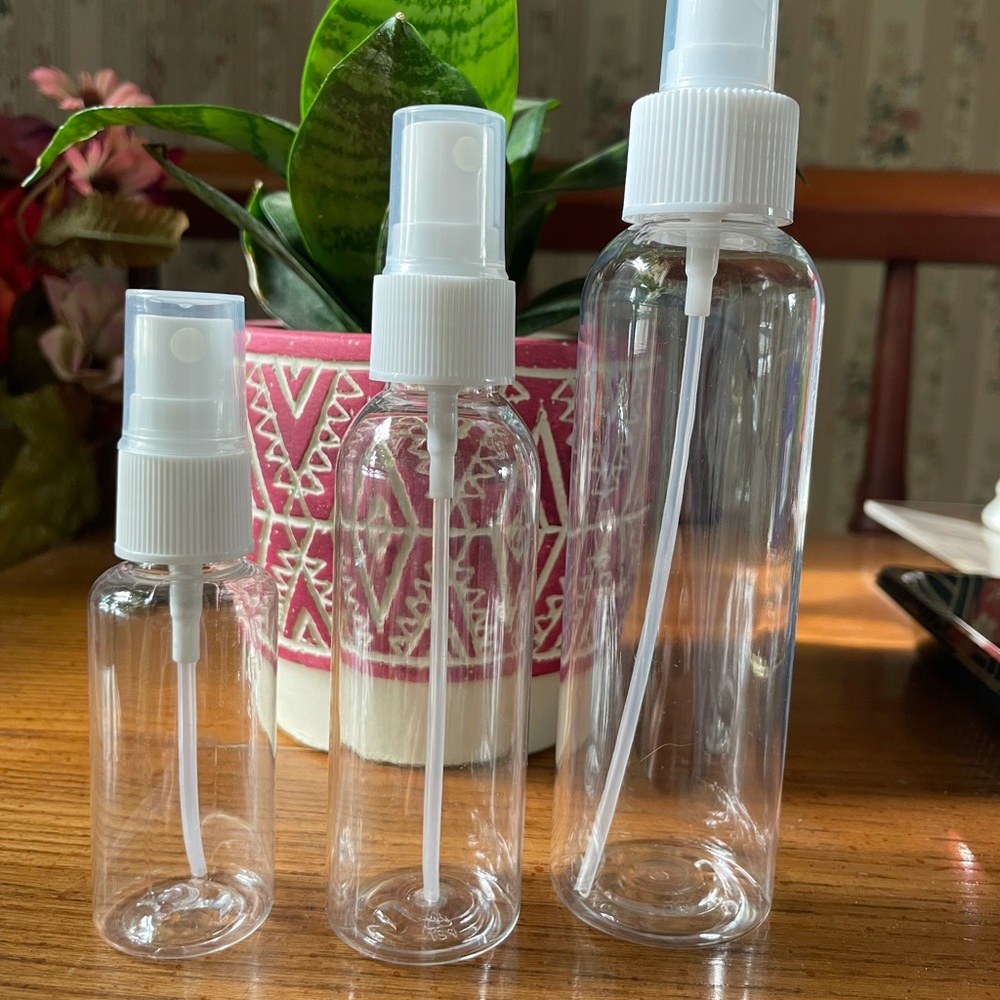 3/$15🇨🇦2 oz- Ylang Ylang & Aloe Water Refresher Mist